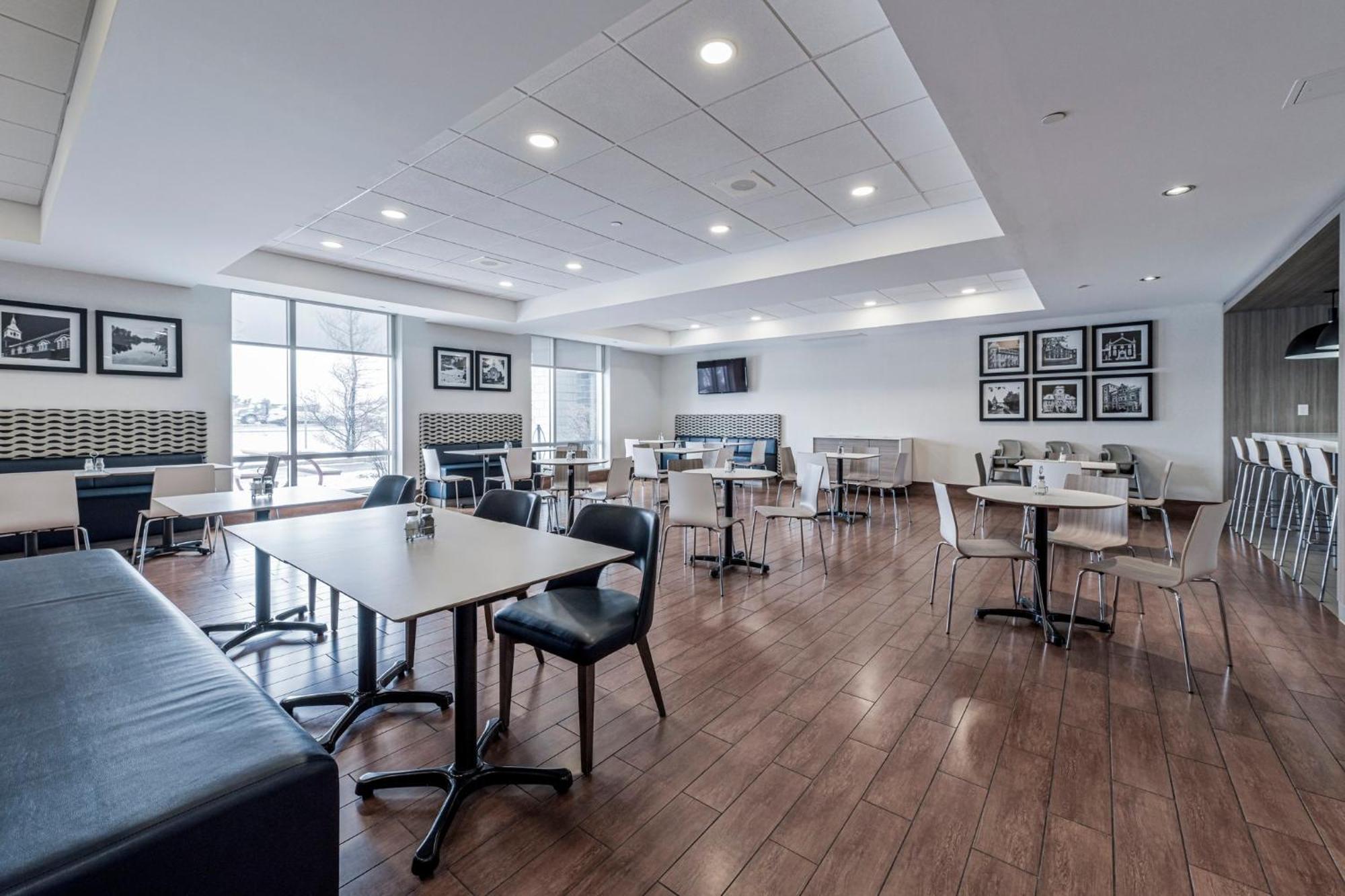Holiday Inn Express Hotel & Suites Saint - Hyacinthe By Ihg Luaran gambar